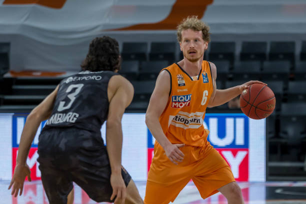 应当及时澄 应当及时澄