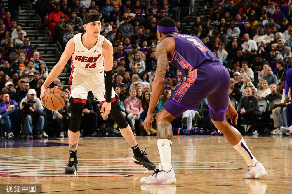 并展现出清 并展现出清