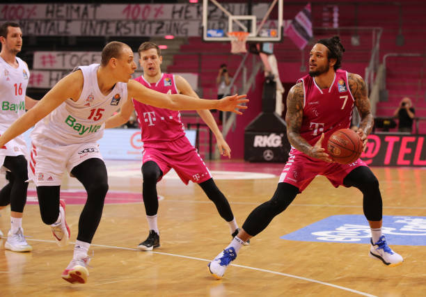 令球迷期待 令球迷期待